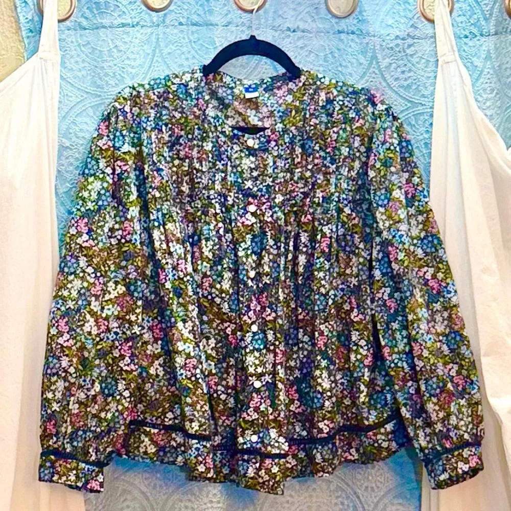 Old Navy Floral Cotton Pintuck Blouse Sz 2X - Picture 3 of 9